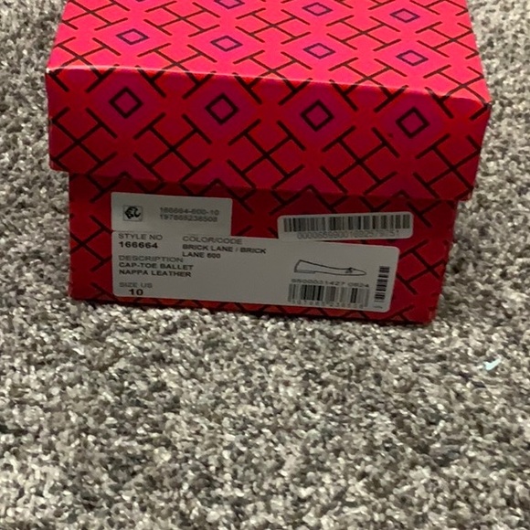 Tory Burch Red Leather Flats with Bow - Picture 5 of 5